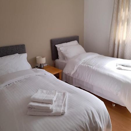 Quiet 3 Bed Close To The A1 Newton Aycliffe Exterior photo