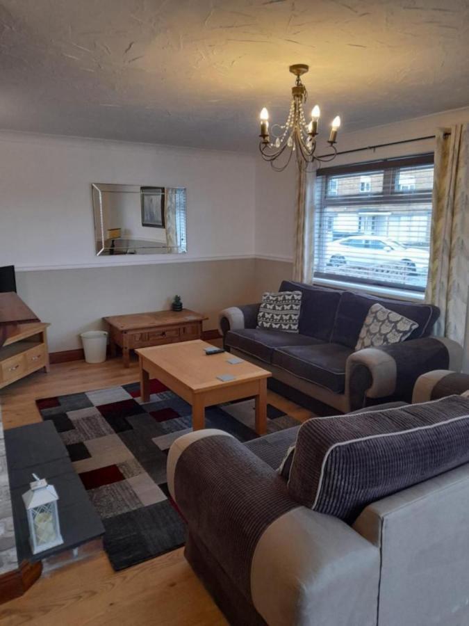 Quiet 3 Bed Close To The A1 Newton Aycliffe Exterior photo